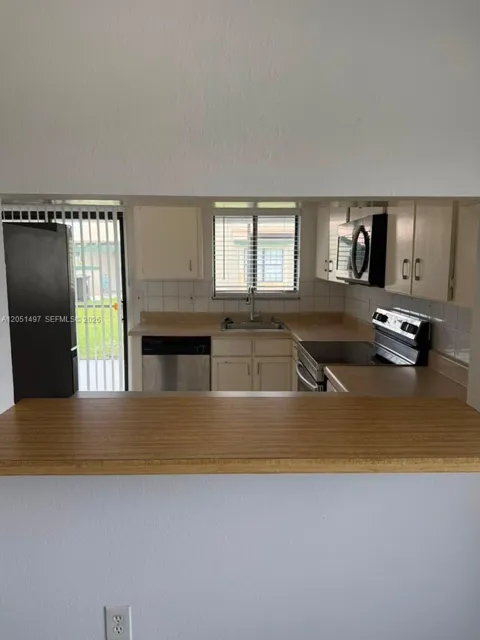 798 SW Claudia Ave #798
