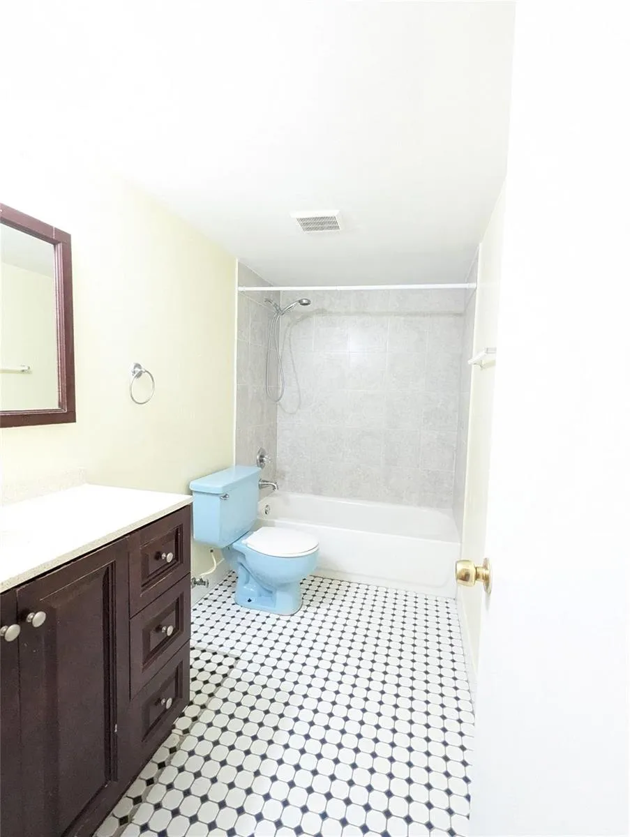 6606 SW 41st Street #6606 Davie, FL 33314
