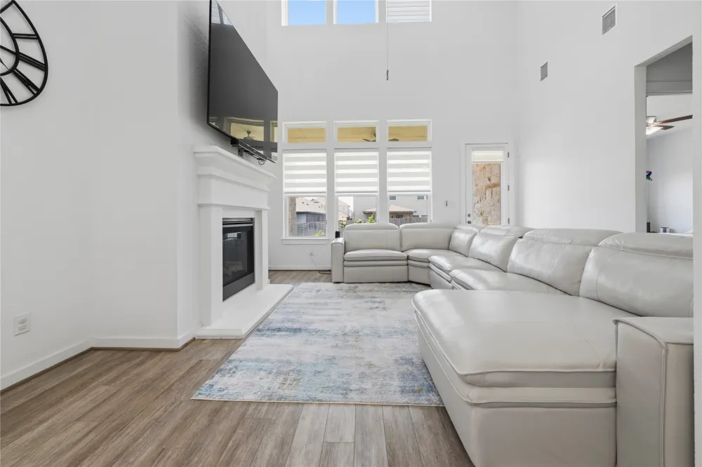 4306 Frankfurt Lane Round Rock, TX 78665