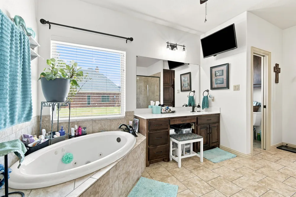 125 Hcr 3131 Hillsboro, TX 76645