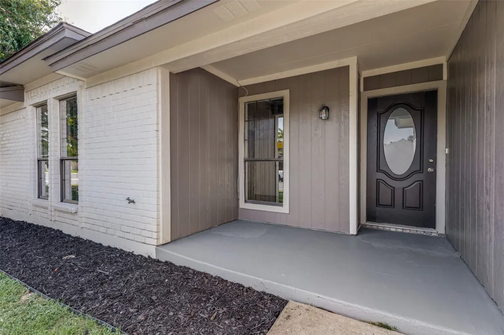 6348 Park Drive Watauga, TX 76148