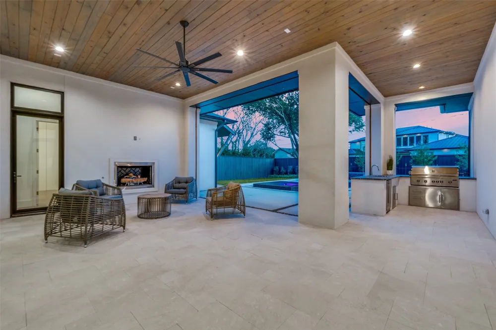 6006 Meadow Crest Dallas, TX 75230
