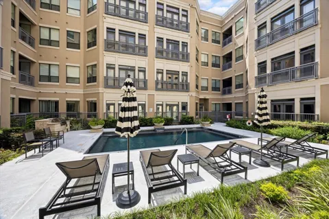 1901 Post Oak Boulevard #1404