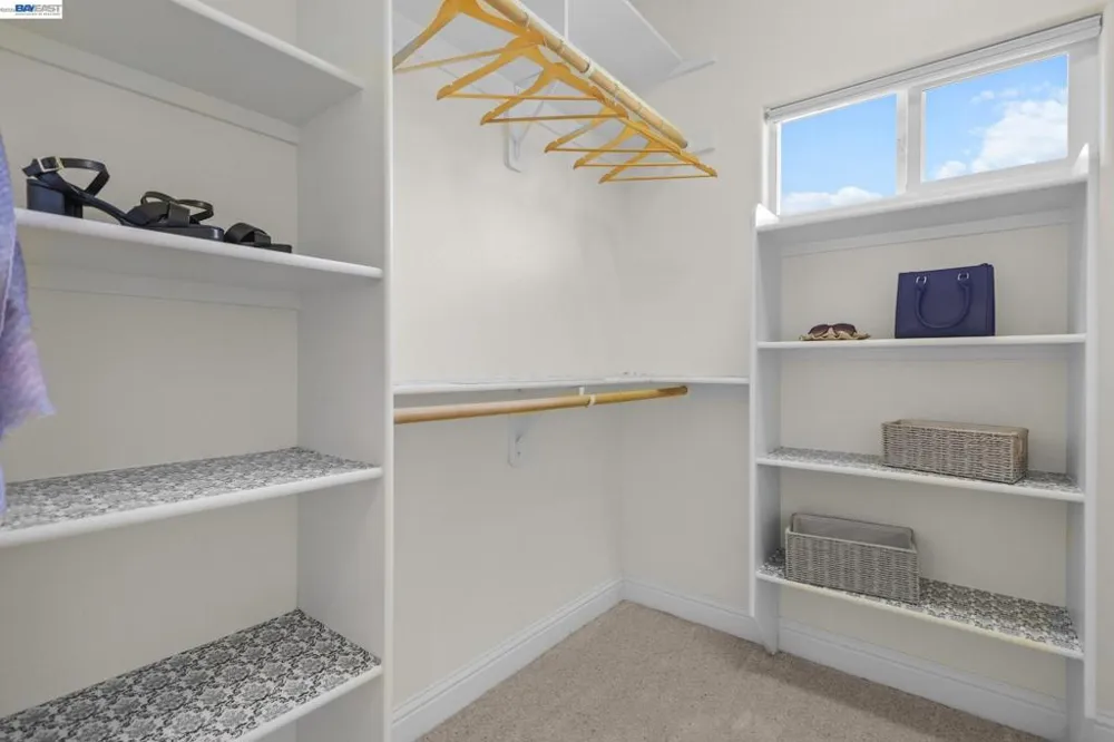 2110 Cadjew St Redding, CA 96003