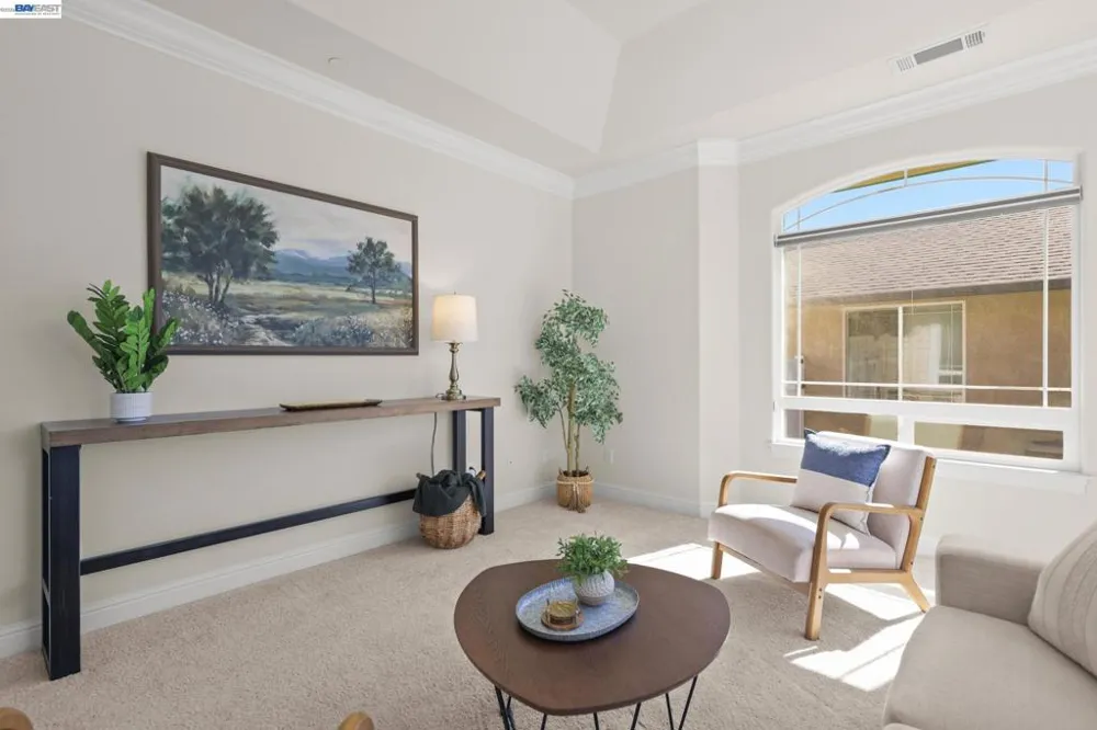 2110 Cadjew St Redding, CA 96003