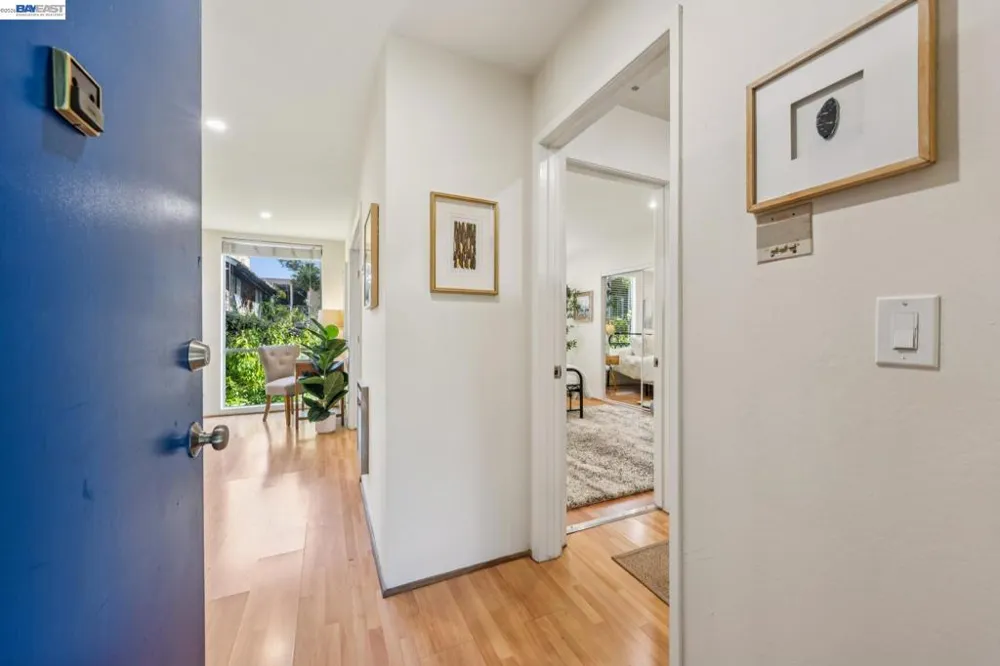 2700 Le Conte Ave #406 Berkeley, CA 94709