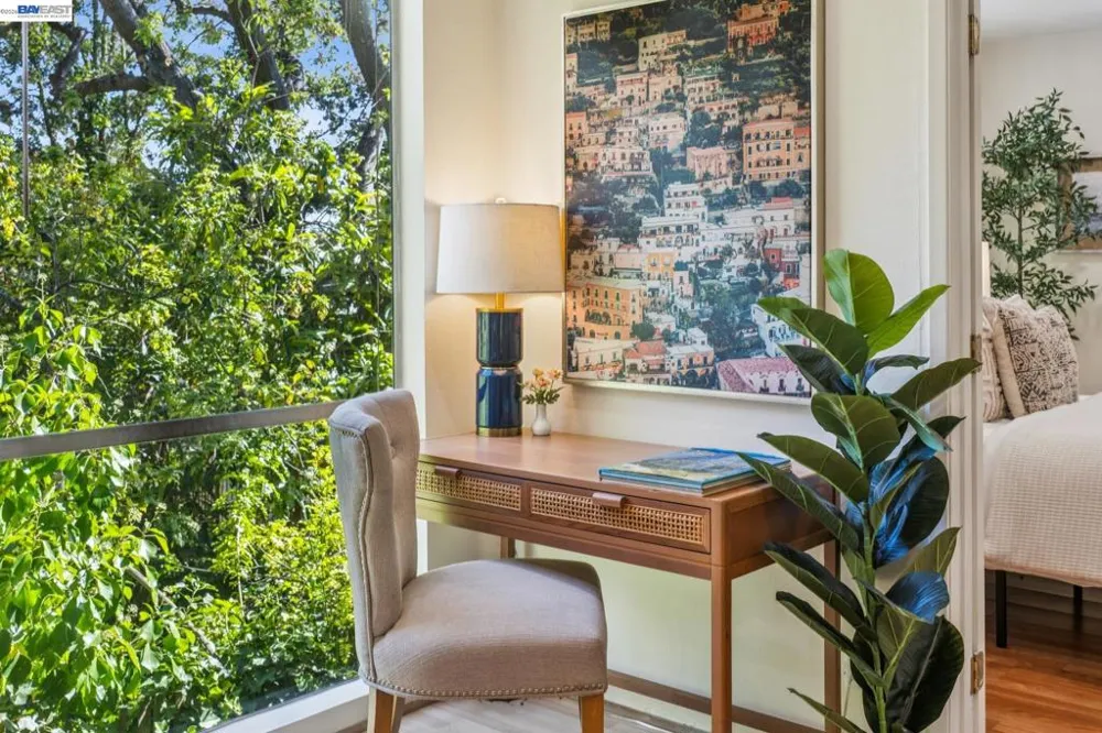 2700 Le Conte Ave #406 Berkeley, CA 94709