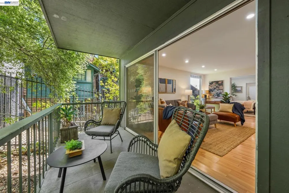 2700 Le Conte Ave #406 Berkeley, CA 94709