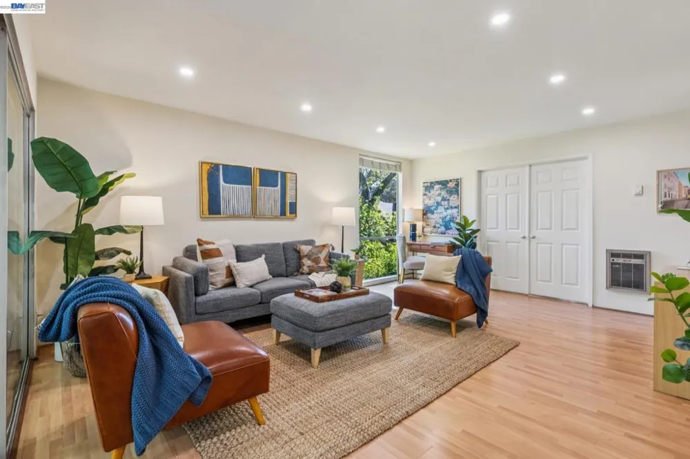 2700 Le Conte Ave #406 Berkeley, CA 94709