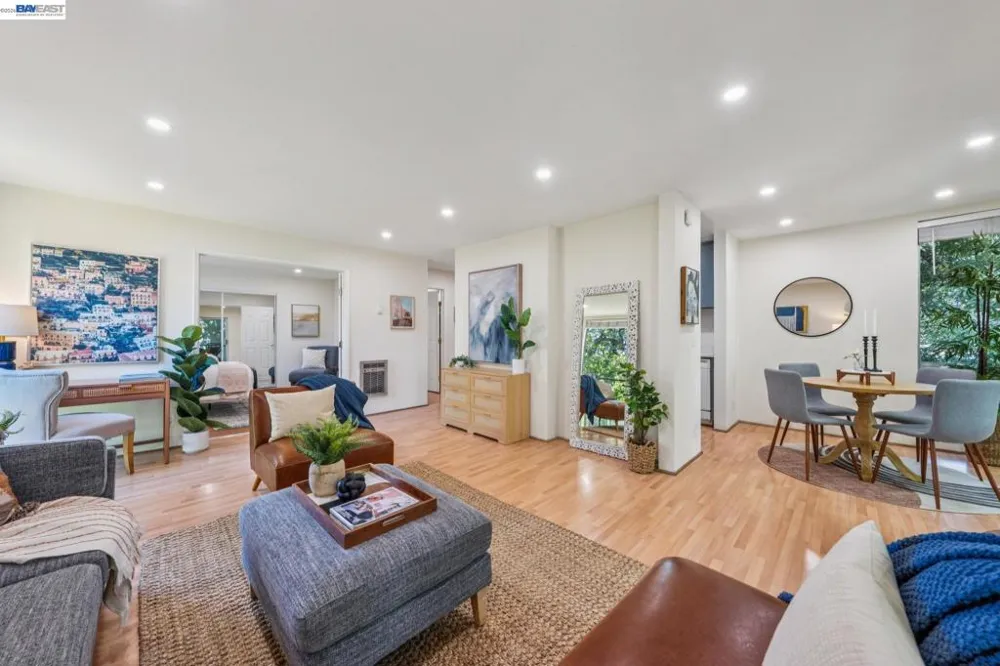 2700 Le Conte Ave #406 Berkeley, CA 94709