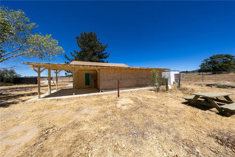 38800 Bahrman Anza, CA 92539