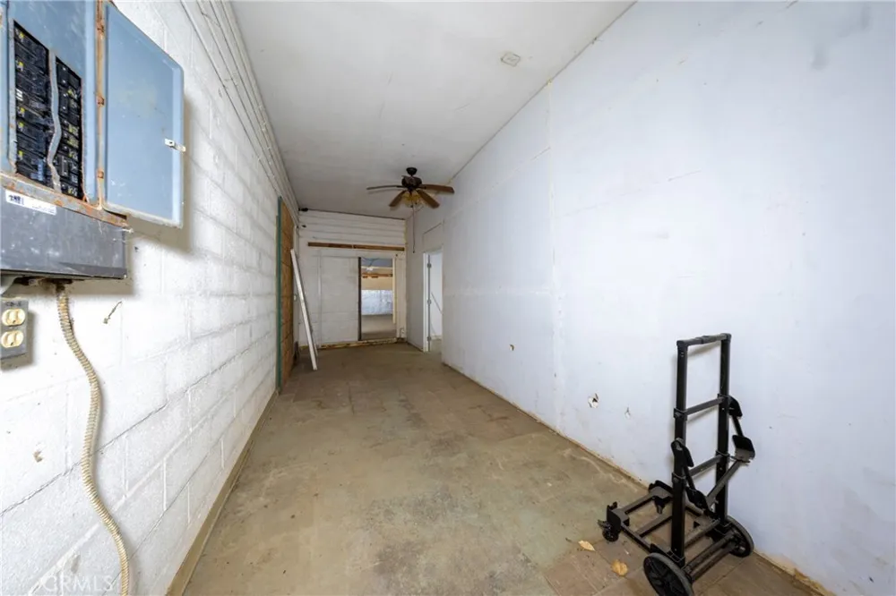38800 Bahrman Anza, CA 92539