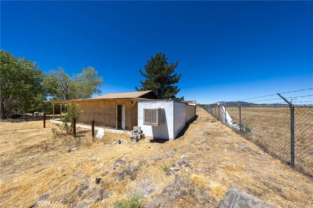38800 Bahrman Anza, CA 92539