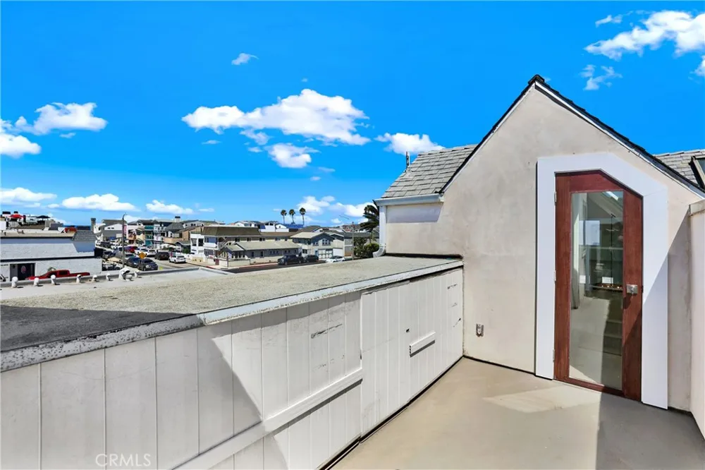 206 30th #1/2 Newport Beach, CA 92663