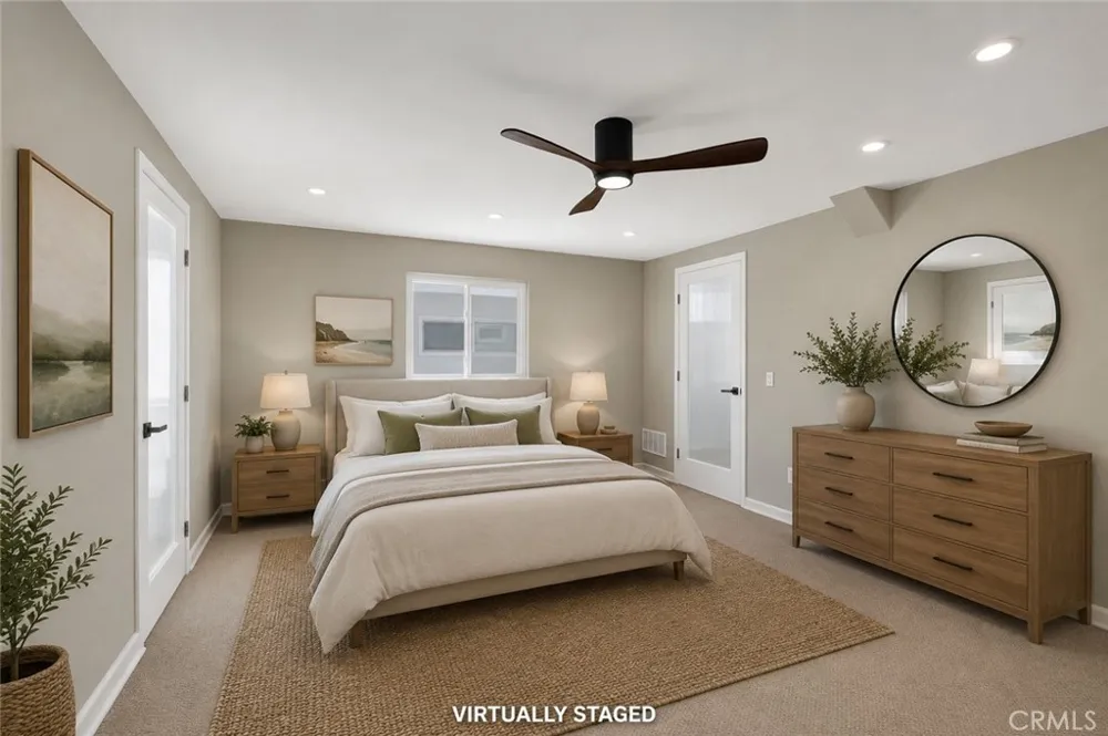 206 30th #1/2 Newport Beach, CA 92663