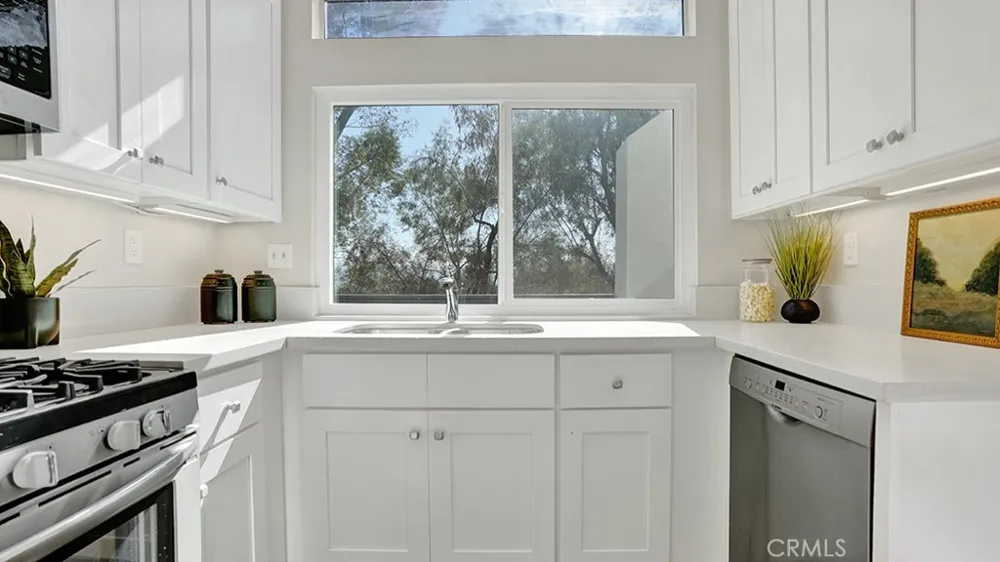 28305 Via Luis Laguna Niguel, CA 92677