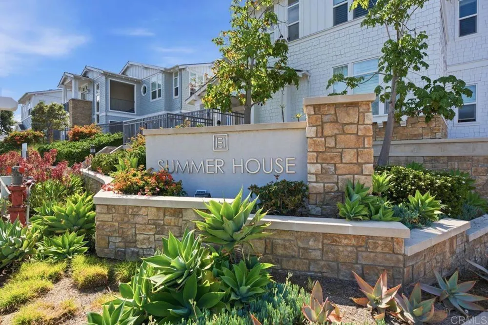 2363 Ocean Street Carlsbad, CA 92008