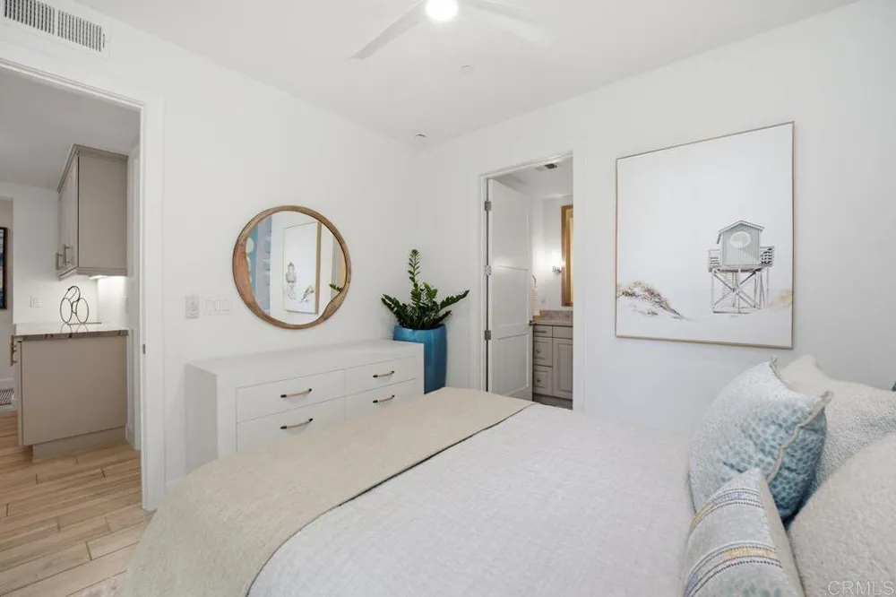 2363 Ocean Street Carlsbad, CA 92008