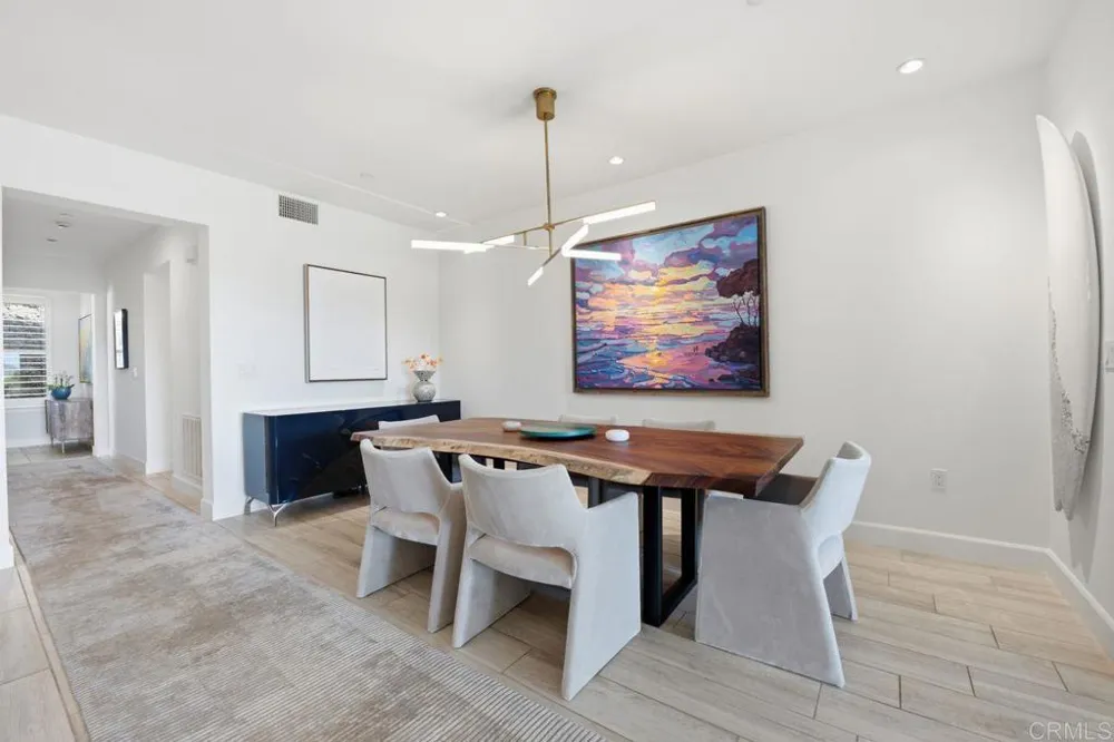 2363 Ocean Street Carlsbad, CA 92008