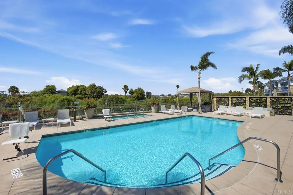 2363 Ocean Street Carlsbad, CA 92008