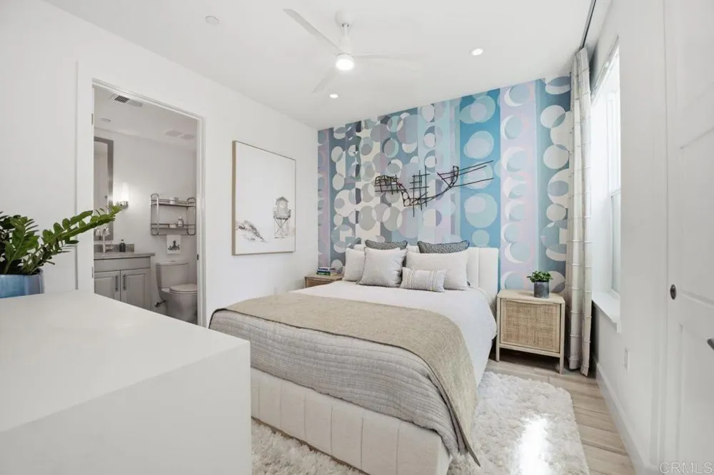 2363 Ocean Street Carlsbad, CA 92008