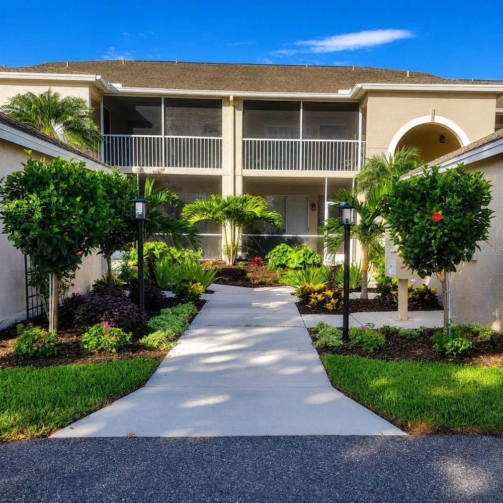 9560 HIGH GATE DRIVE #1626 Sarasota, FL 34238