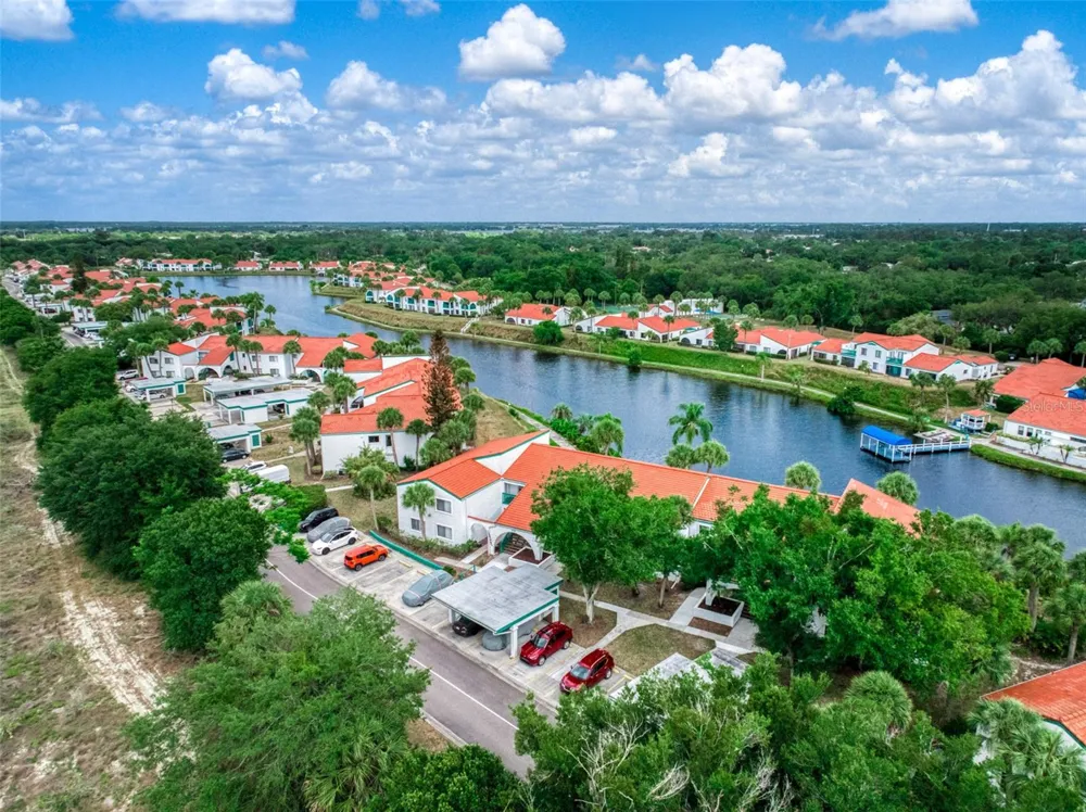 4729 CASABLANCA CIRCLE #C22 Sebring, FL 33870