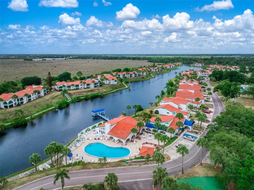 4729 CASABLANCA CIRCLE #C22 Sebring, FL 33870