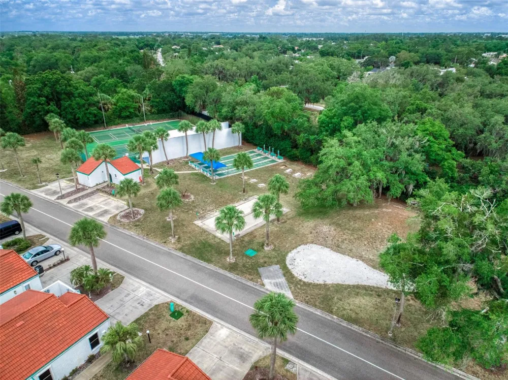 4729 CASABLANCA CIRCLE #C22 Sebring, FL 33870