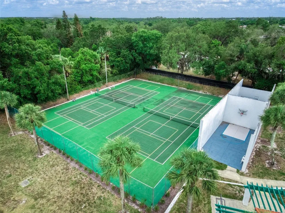 4729 CASABLANCA CIRCLE #C22 Sebring, FL 33870