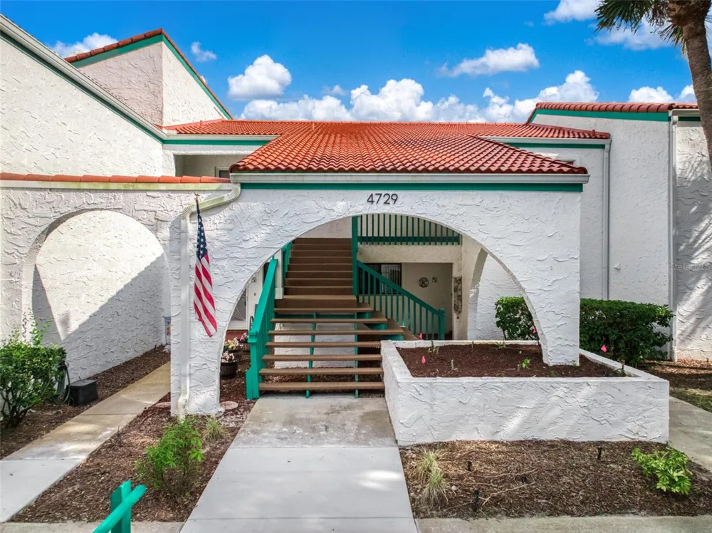 4729 CASABLANCA CIRCLE #C22 Sebring, FL 33870