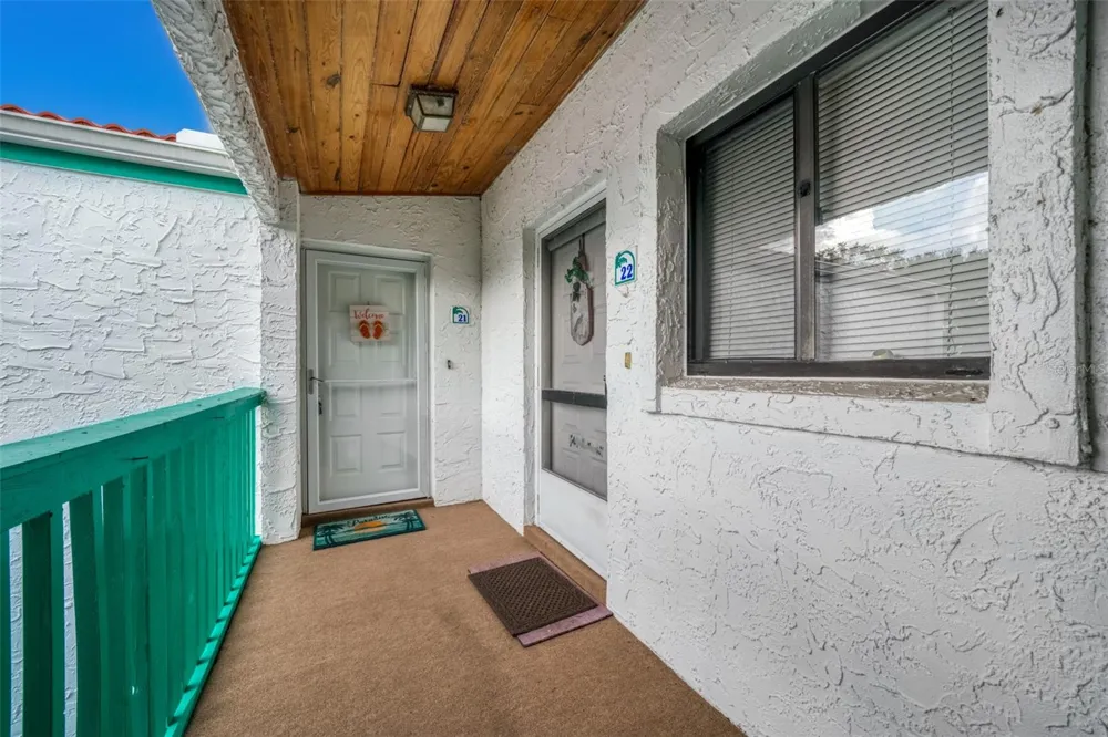 4729 CASABLANCA CIRCLE #C22 Sebring, FL 33870