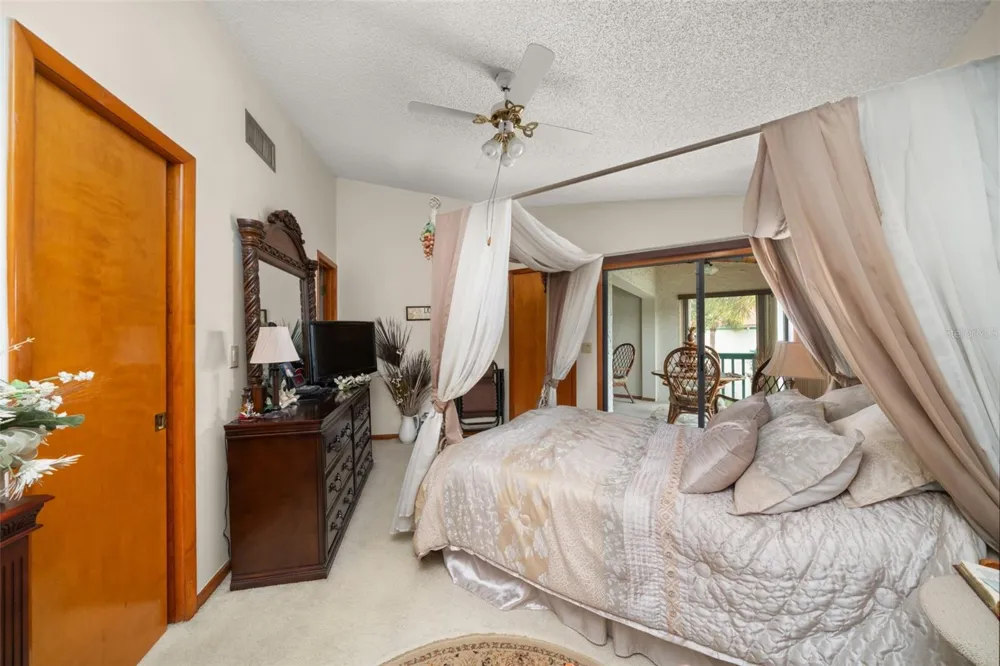 4729 CASABLANCA CIRCLE #C22 Sebring, FL 33870
