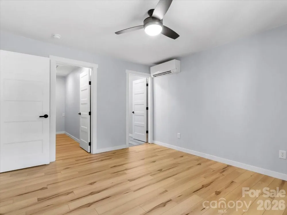 1280 Old Mine Fork Road Burnsville, NC 28714