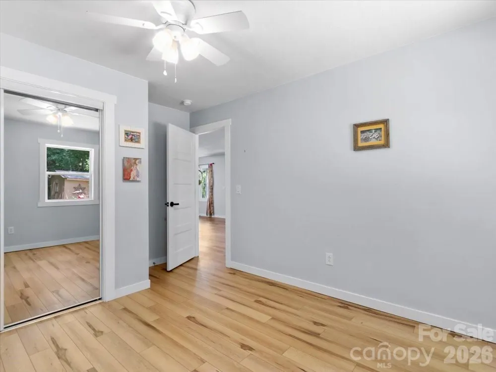 1280 Old Mine Fork Road Burnsville, NC 28714