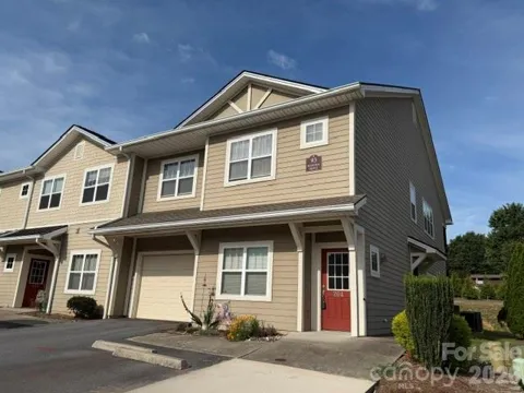 93 Foxden Drive #204