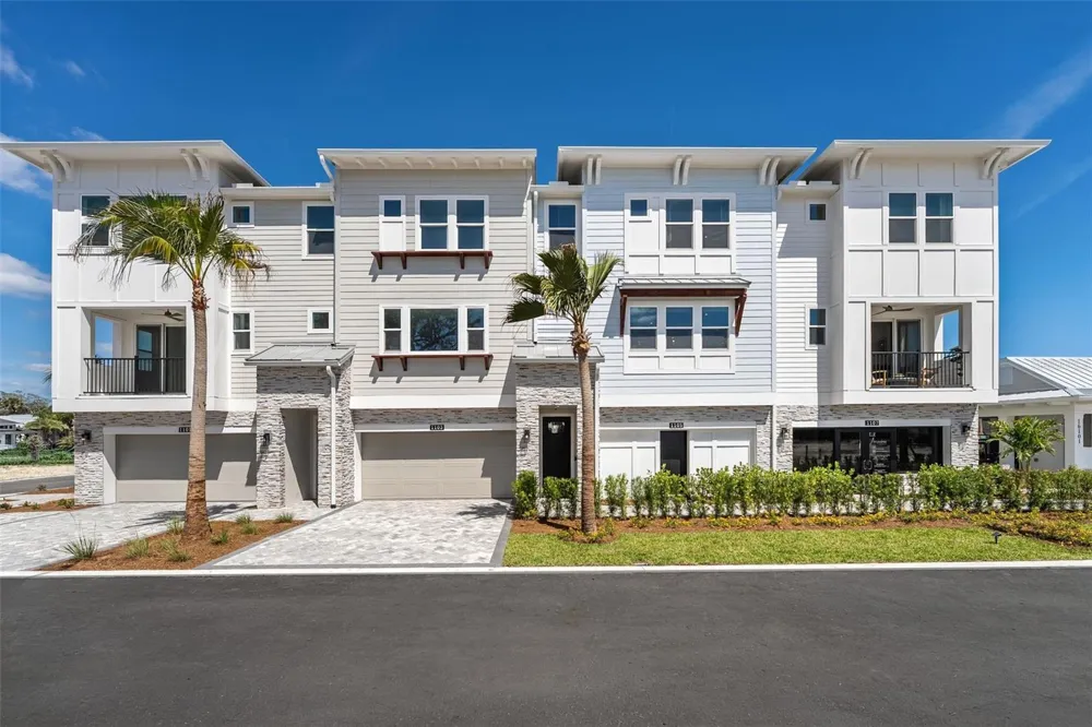 4105 TIDEWATCH LOOP New Smyrna Beach, FL 32169