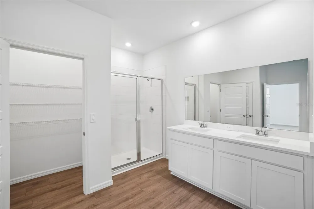 5375 CLOUDBERRY AVENUE Lakeland, FL 33811