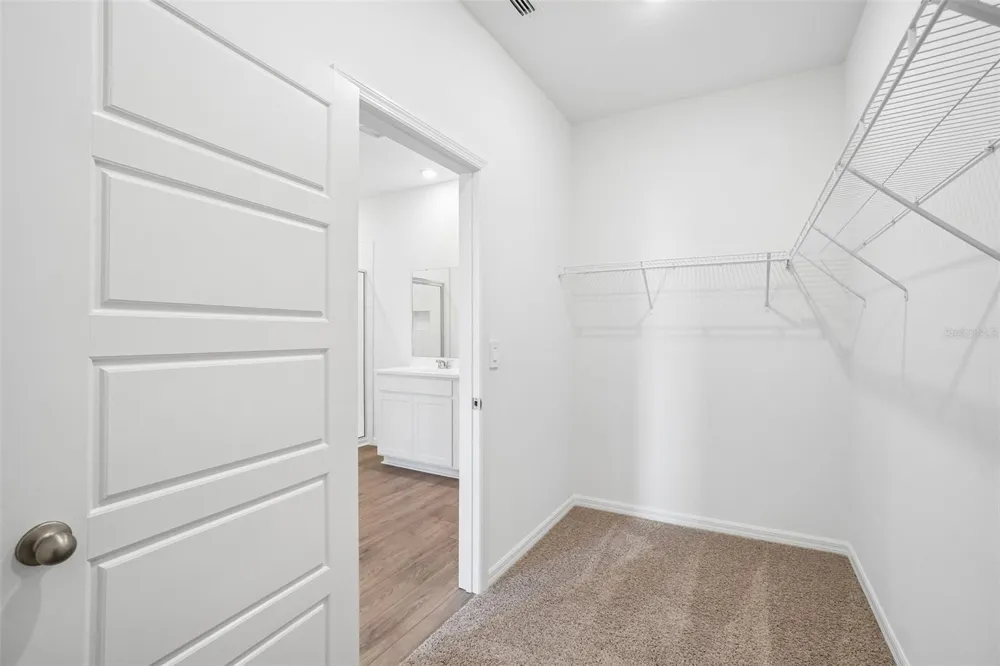 5375 CLOUDBERRY AVENUE Lakeland, FL 33811