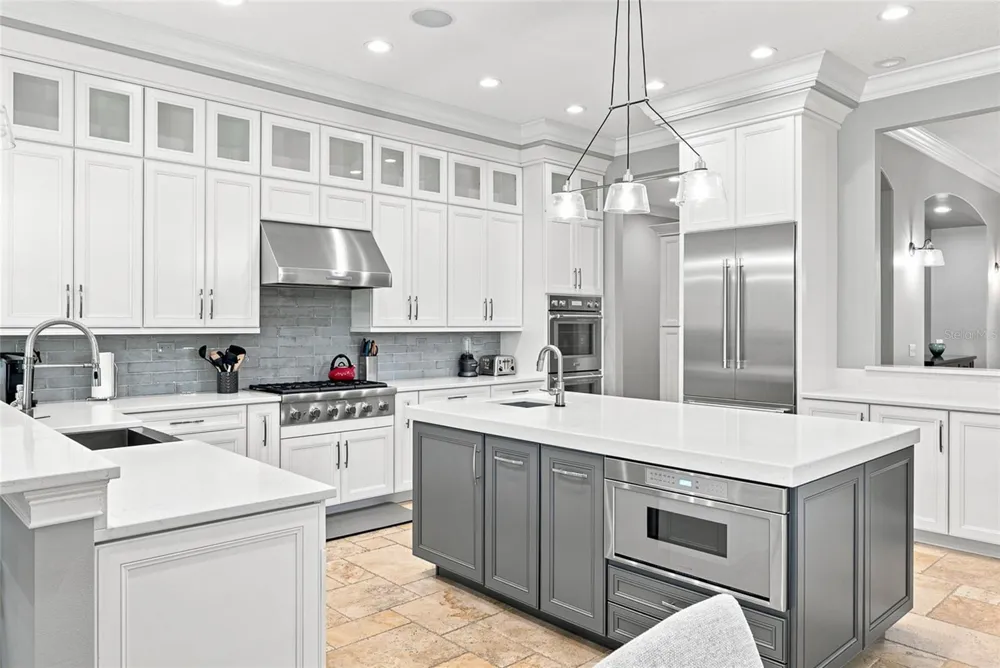 2208 PRINCESS JULIA LANE Lutz, FL 33549