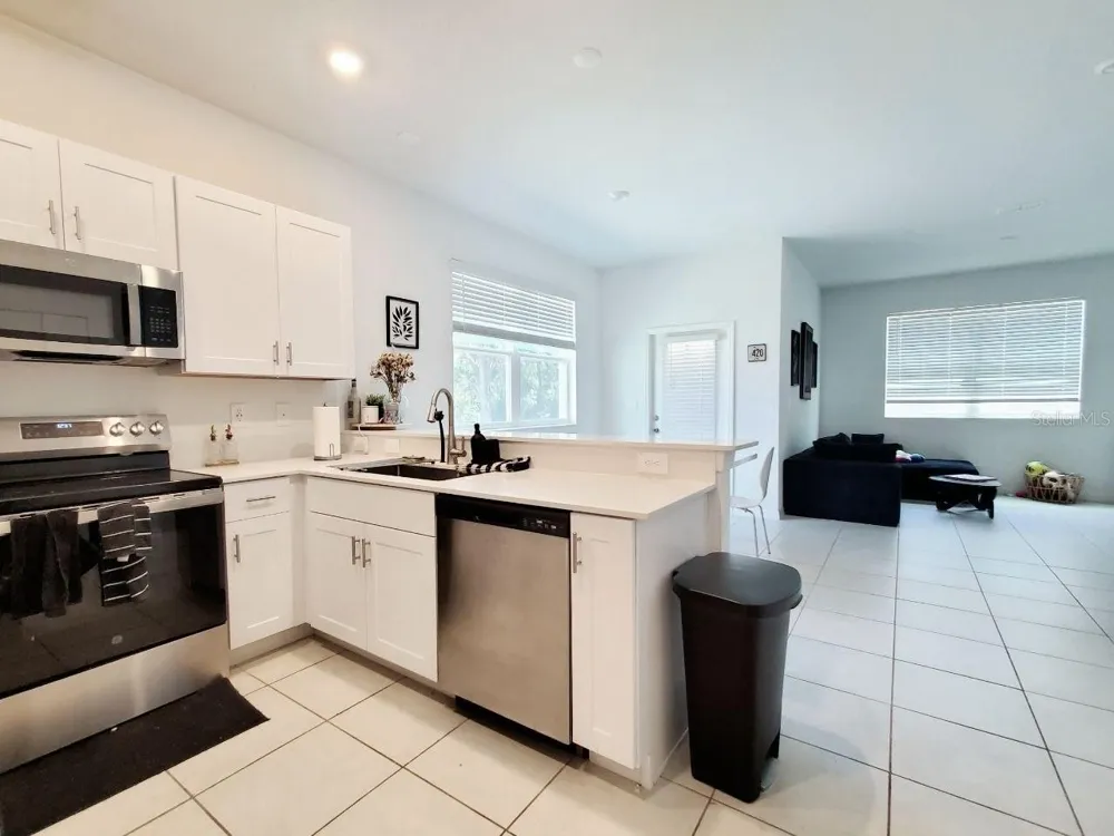 10268 TRUMPET HONEYSUCKLE WAY San Antonio, FL 33576