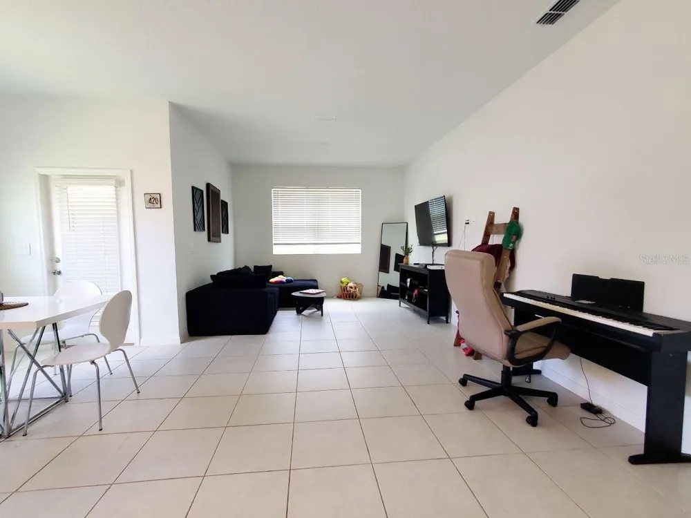 10268 TRUMPET HONEYSUCKLE WAY San Antonio, FL 33576