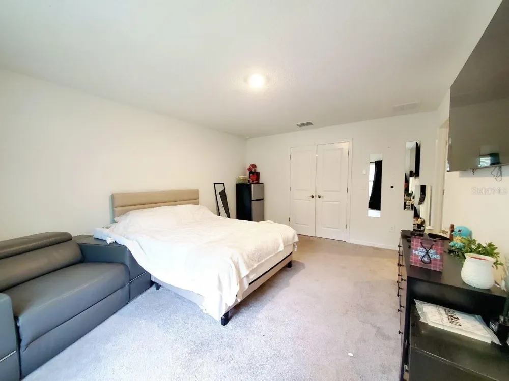10268 TRUMPET HONEYSUCKLE WAY San Antonio, FL 33576