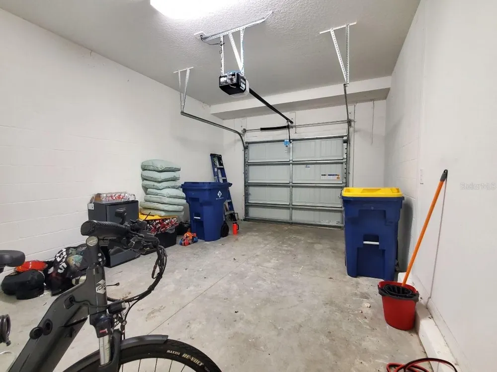 10268 TRUMPET HONEYSUCKLE WAY San Antonio, FL 33576