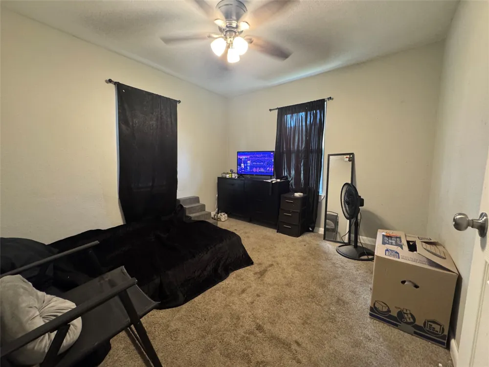 105 S Lakeview Drive Lacy Lakeview, TX 76705