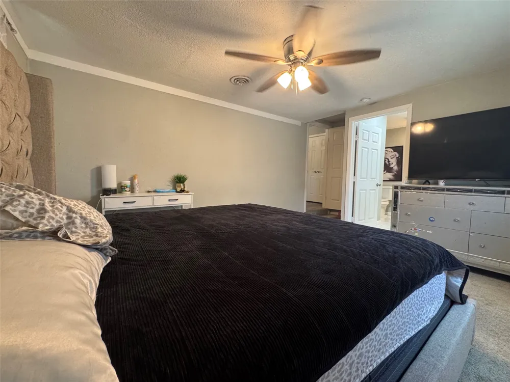 105 S Lakeview Drive Lacy Lakeview, TX 76705