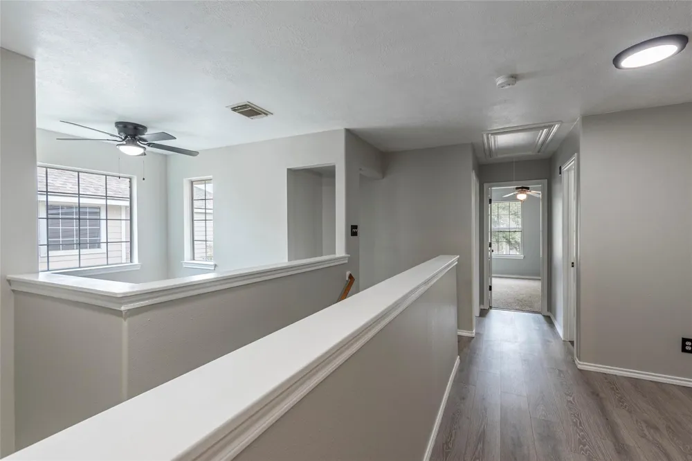 336 Capella Oaks Lane Dickinson, TX 77539