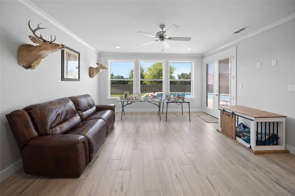 219 White N Gail Lane Bullard, TX 75757