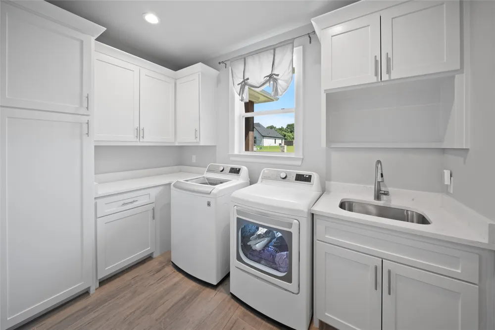 219 White N Gail Lane Bullard, TX 75757