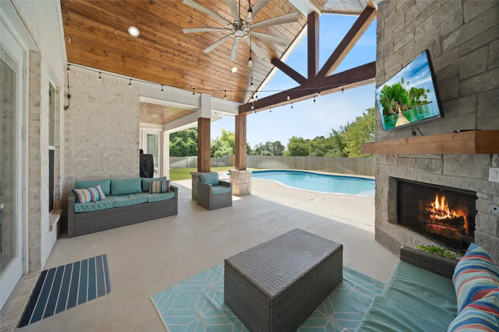 219 White N Gail Lane Bullard, TX 75757